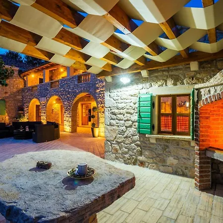 Dumina Tatil Evi